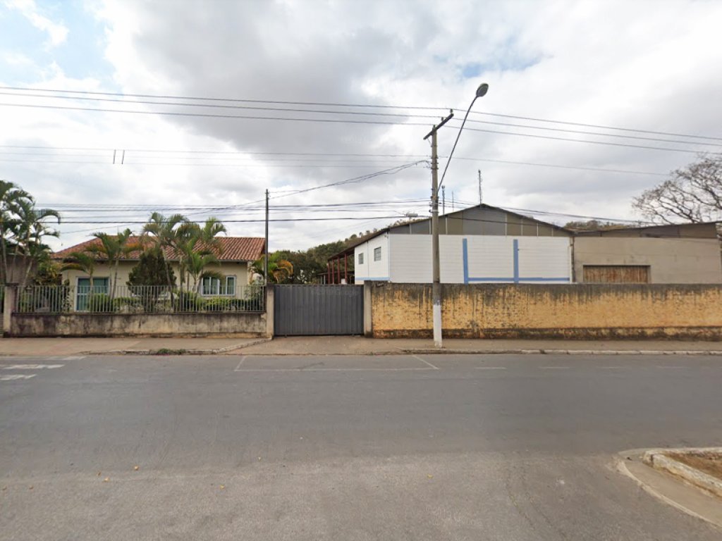 Imóvel Comercial e Terreno 3 542 m² Esperança Sete Lagoas MG