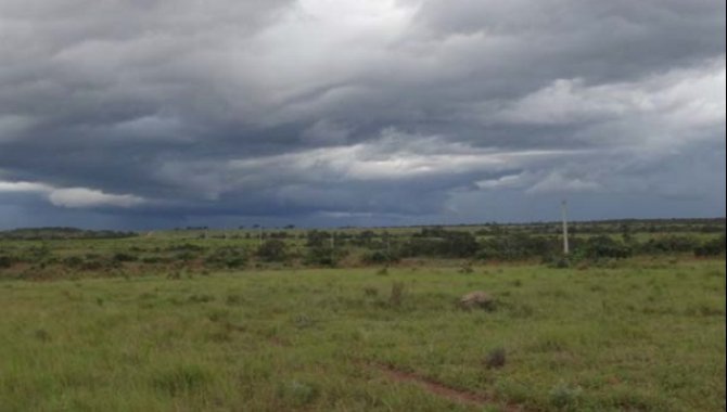 Foto - Área de Terras 400 Has - Chapada dos Guimarães - Rosário Oeste - MT - [3]