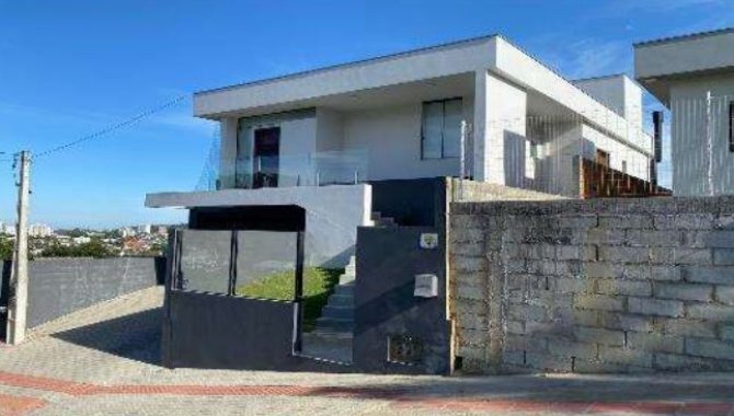 Foto - Casa - Criciúma-SC - Rua Dona Ladi Sampaio, 27 - Mina Brasil - [1]