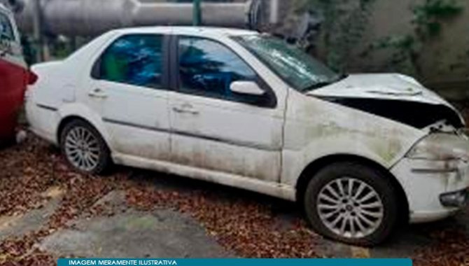 Foto - Carro Fiat Siena - 2009 - [1]