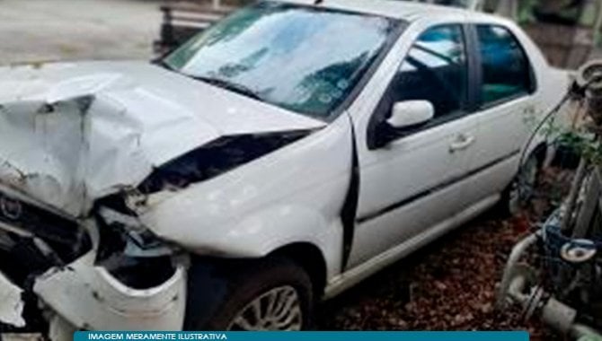 Foto - Carro Fiat Siena - 2009 - [2]