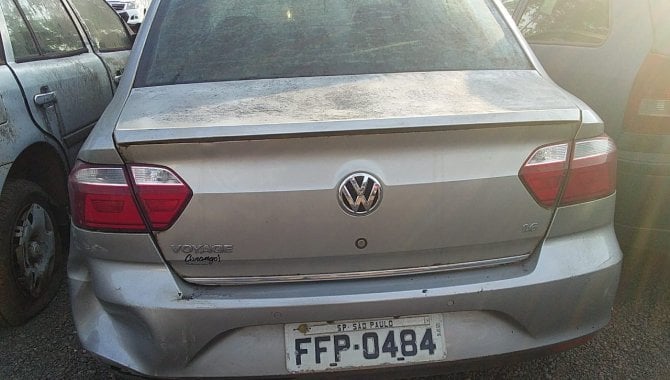 Foto - Carro Volkswagen Novo Voyage - 2012/2013 - [5]