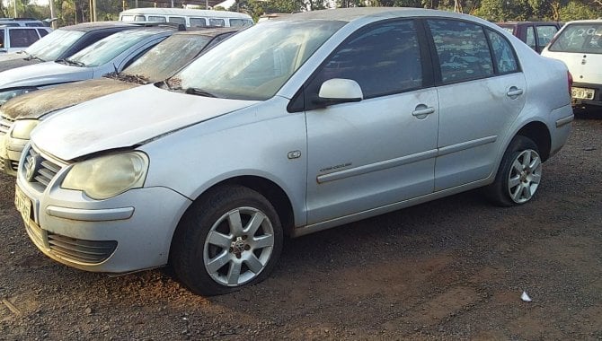 Foto - Carro Volkswagen Polo Sedan - 2007/2008 - [5]