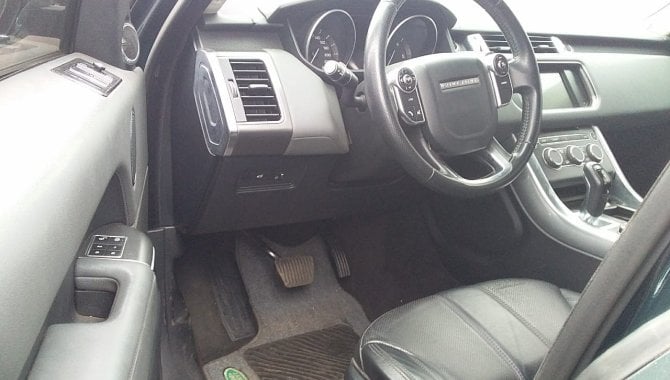 Foto - Carro Land Rover / Range Rover SPT 3.0 TD SE - 2014/2014 - [8]