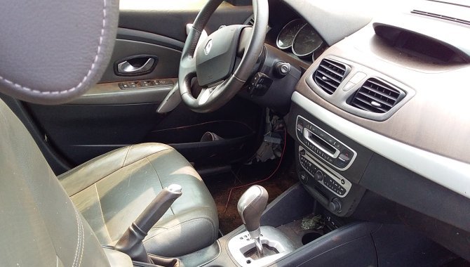 Foto - Veículo Renault Fluence 20-dynamique, 2011/2011 - [6]