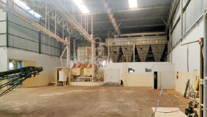 Foto - Planta Industrial 3ha com Bens Móveis - Santa Cruz do Rio Pardo/SP e Planta Industrial 3ha com Bens Móveis - Uruguaiana/RS | Equipamentos de Informática em Barueri/SP - [3]