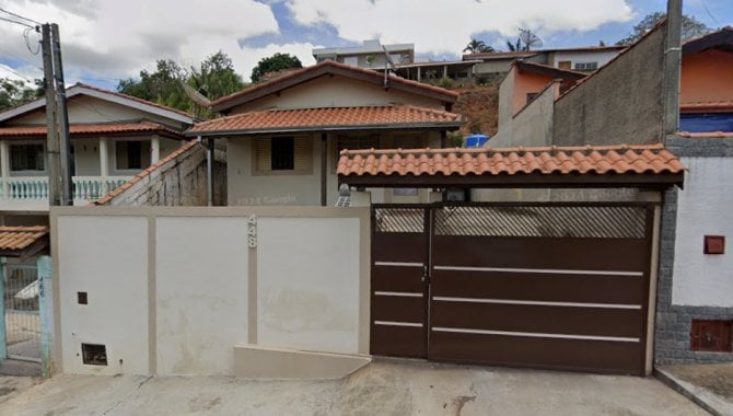 Foto - Casa - Serra Negra-SP - Rua Roberto Gambetta, 448 - Colina dos Ipês - [1]