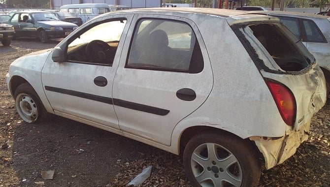 Foto - Veículo Chevrolet Celta, 2003/2004 - [5]