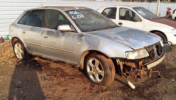 Foto - Veículo Audi A3 1.8, 2003/2003 - [2]