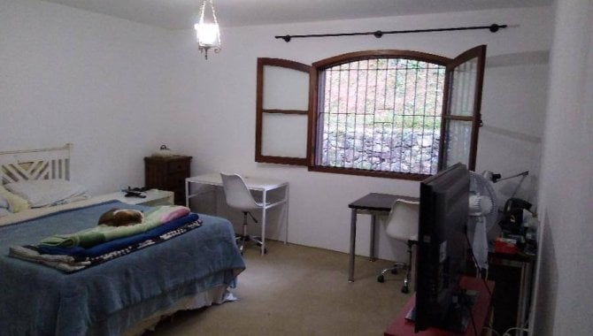 Foto - Casa 393 m ² - Jardim Novo Embu - Embu das Artes - SP - [6]