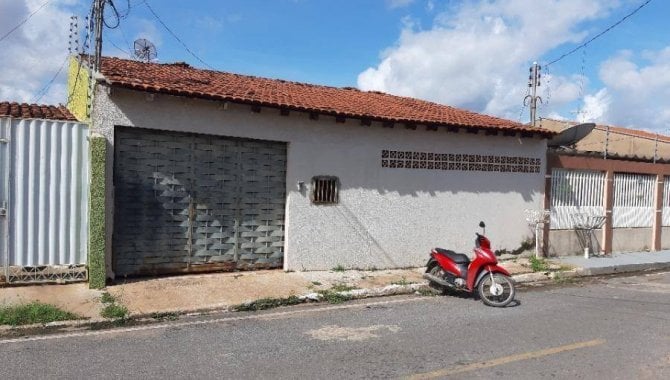 Foto - Casa, Padrão, 1 Vaga(S) de Garagem - [1]