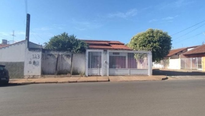 Foto - Casa - Promissão-SP - Rua Sete de Setembro, 123 - Centro - [1]