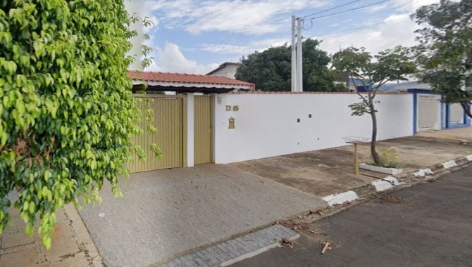 Foto - Casa em Terreno de 352 m² - Jardim Mariluz - São Pedro - SP - [2]