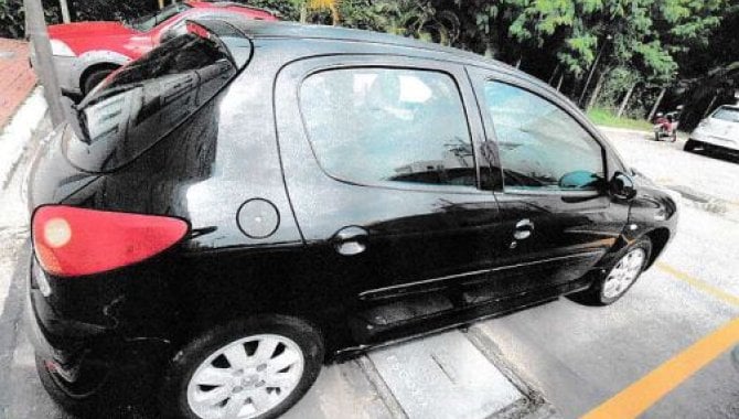 Foto - Carro Peugeot 207HB XR S - 2009/2010 - [2]