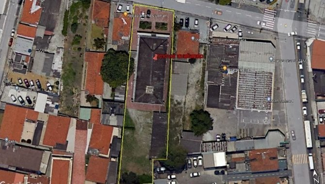 Foto - Imóvel com 1.505 m² e Possibilidade de Incorporação Imobiliária - Vila Figueira - Suzano - SP - [3]