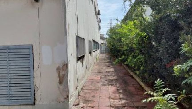 Foto - Imóvel com 1.505 m² e Possibilidade de Incorporação Imobiliária - Vila Figueira - Suzano - SP - [6]