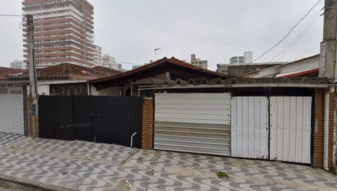 Foto - Casa no Litoral 101 m² - Guilhermina - Praia Grande - SP - [1]