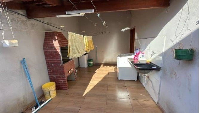 Foto - Casa 101 m² - Centro - Santa Helena de Goiás - GO - [2]