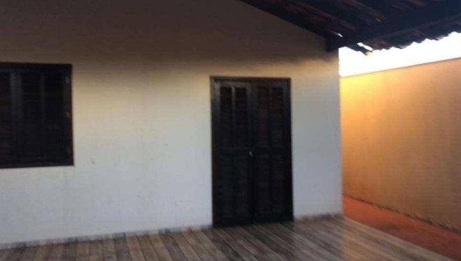 Foto - Casa 273 m² - Parque das Laranjeiras Prolongamento - Rio Verde - GO - [39]