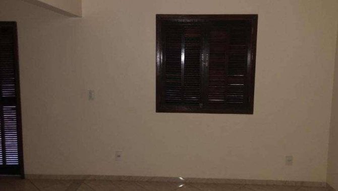 Foto - Casa 273 m² - Parque das Laranjeiras Prolongamento - Rio Verde - GO - [9]