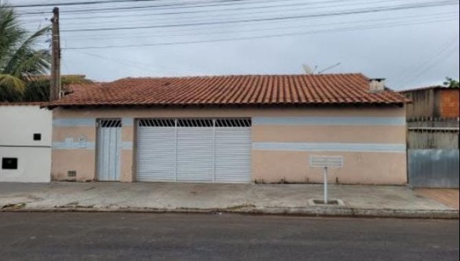 Foto - Casa 124 m² - Jardim Aeroporto I - Franca - SP - [4]