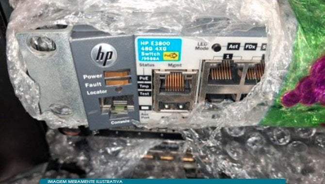 Foto - 01 Switch Dell Power Connect 6248 e 01 Switch HP E3800 - [3]