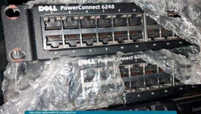 Foto - 01 Switch Dell Power Connect 6248 e 01 Switch HP E3800 - [1]