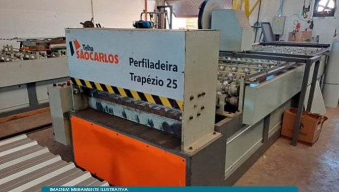 Foto - Máquina Perfiladeira de Telhas Trapézio 25 Bernardo - [1]