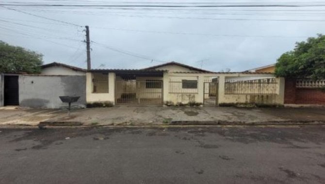 Foto - Casa - Ribeirão Preto-SP - Rua Vicente Villar, 341 - Quintino Facci II - [1]