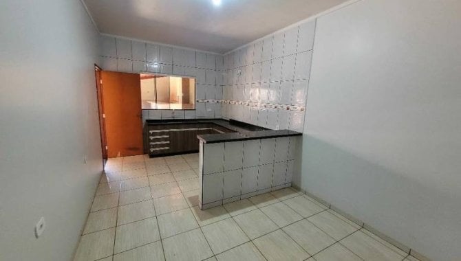 Foto - Casa, Padrão, 1 Vaga(S) de Garagem - [27]