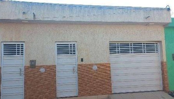 Foto - Casa, Padrão, 1 Vaga(S) de Garagem - [1]