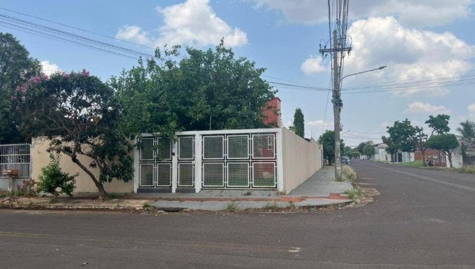 Foto - Casa, Padrão, 0 Vaga(S) de Garagem - [1]