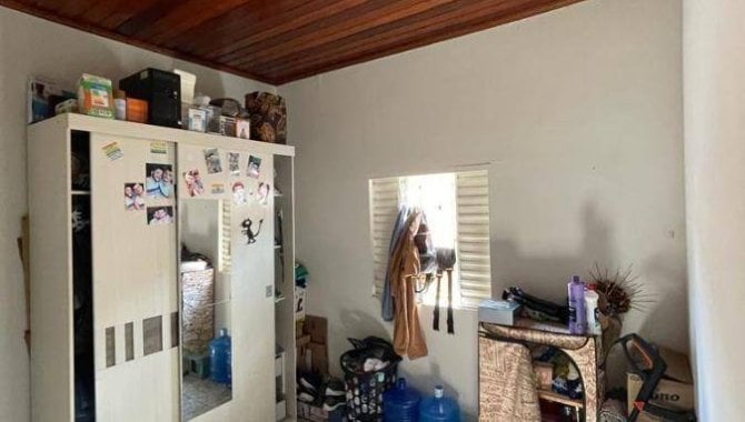 Foto - Casa, Padrão, 1 Vaga(S) de Garagem - [12]