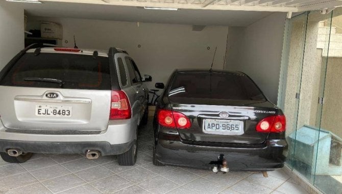 Foto - Casa, Padrão, 2 Vaga(S) de Garagem - [12]