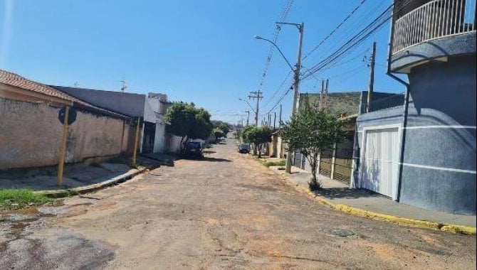 Foto - Casa, Padrão, 1 Vaga(S) de Garagem - [21]