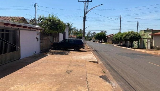 Foto - Casa, Padrão, 0 Vaga(S) de Garagem - [2]