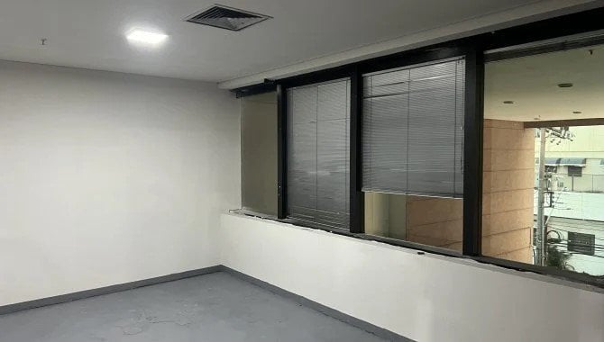 Foto - Loja Comercial 1.619 m² (Térreo e sobreloja) com 32 vagas - Centro - Campinas - SP - [26]