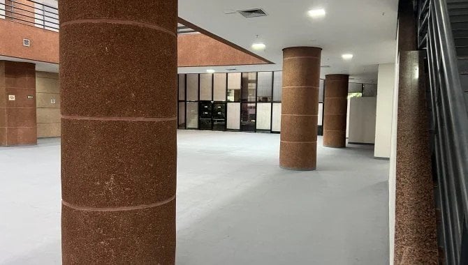 Foto - Loja Comercial 1.619 m² (Térreo e sobreloja) com 32 vagas - Centro - Campinas - SP - [34]