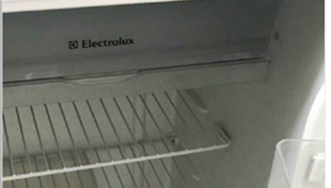 Foto - 02 frigobares marca Electrolux - [2]