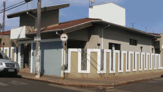 Foto - Imóvel Comercial 261 m² e Casa 153 m² - Itapuí - SP - [1]