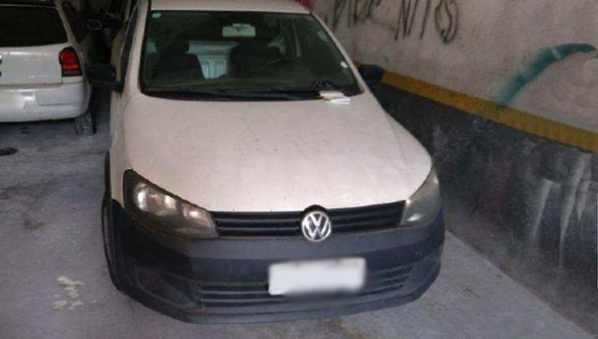 Foto - Carro Saveiro/ Volkswagen, Branca, 2013 - [1]