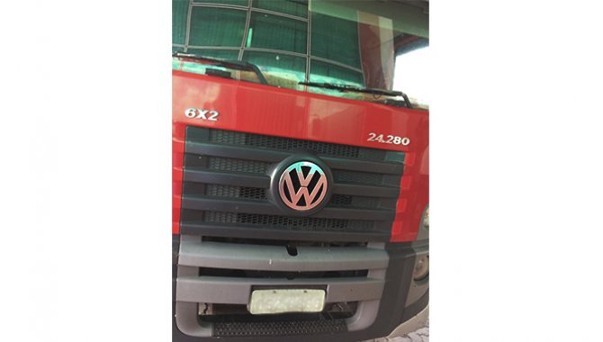 Foto - Caminhão Volkswagen Truck/24280 - 2013 - Vermelho - [1]