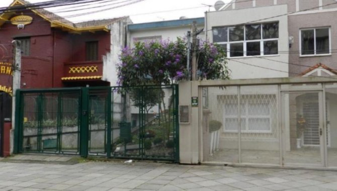 Foto - Casa Desocupada - Auxiliadora -  Porto Alegre/rs - [2]