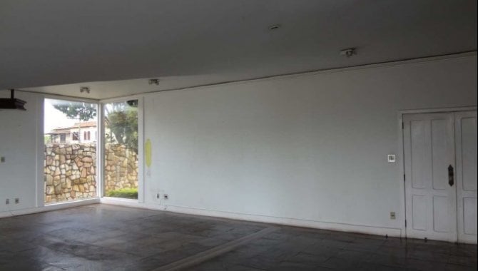 Foto - Casa na Pampulha com 4 dormitórios, sendo uma suíte  1.058 m² A.T - [4]