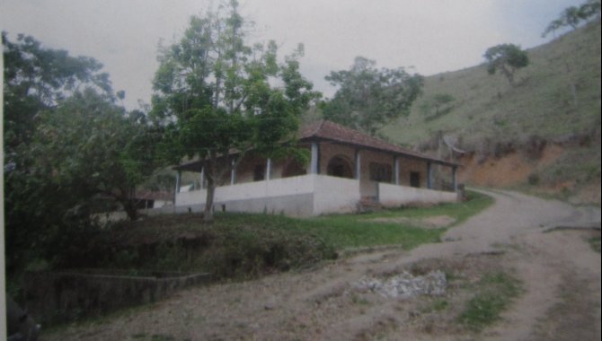 Foto - Sítio da Cachoeira - 20 alqueires em Guararema - SP - [1]