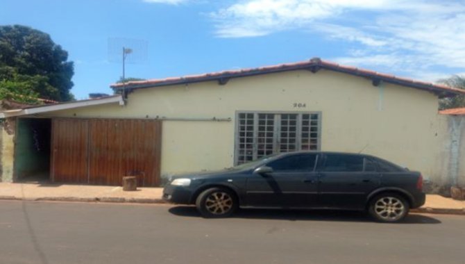 Foto - Casa 173 m² - Centro - Comendador Gomes - MG - [1]