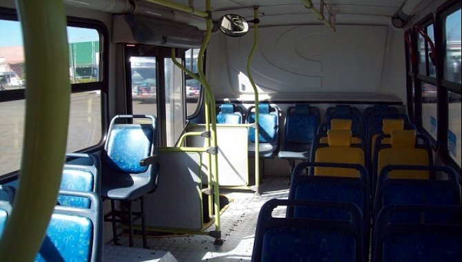 Foto - Ônibus Caio Apache Vip, 2003 - [6]
