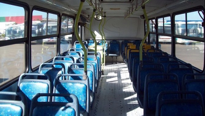 Foto - Ônibus Caio Apache Vip, 2003 - [7]