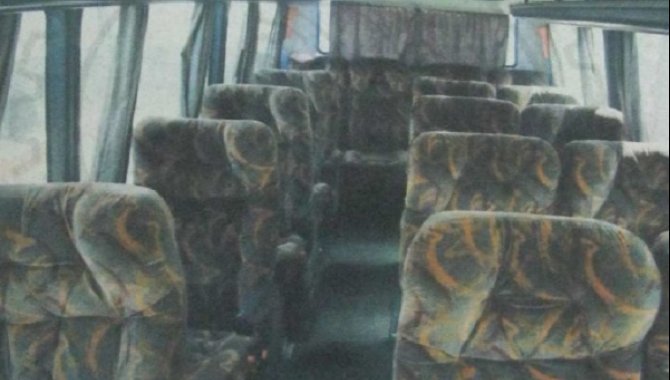 Foto - Micro-ônibus Volkswagen, Comil Bello, 2001 - [3]