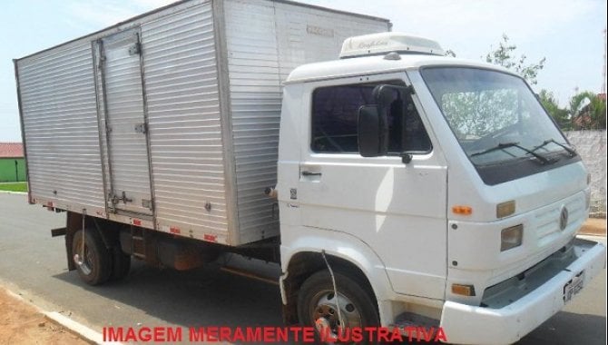 Foto - Caminhão Volkswagen 8-140, 1995 - [1]